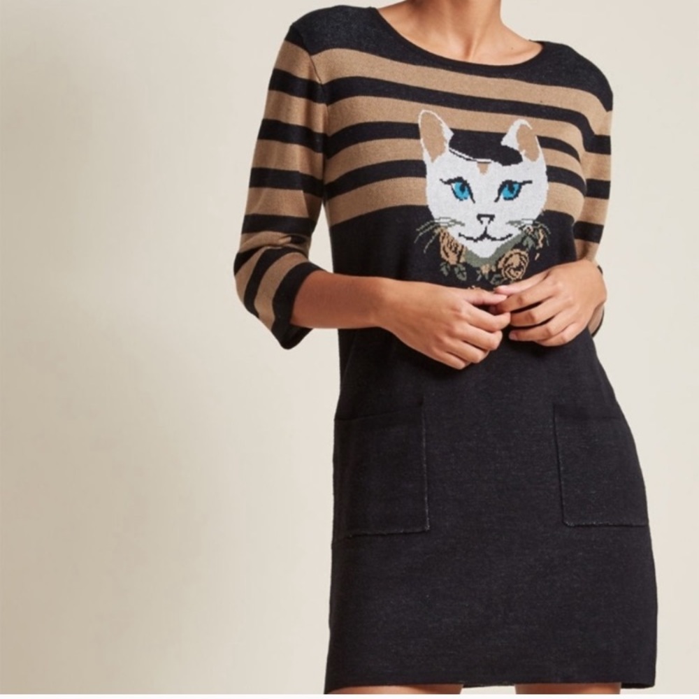 ModCloth Sweater Dress - Picture 4 of 5